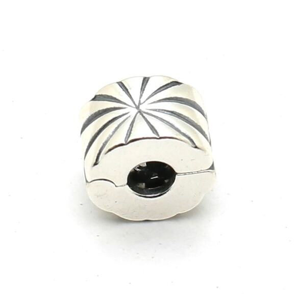 Authentic PANDORA Sunburst Clip Charm -790210 - Picture 11 of 12